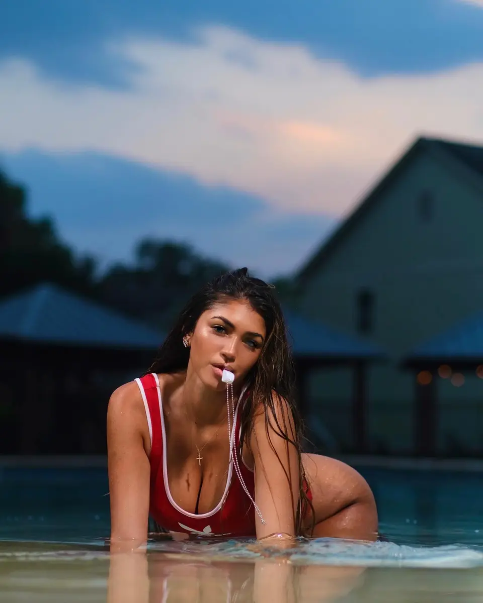 Esme escort in Berlin
