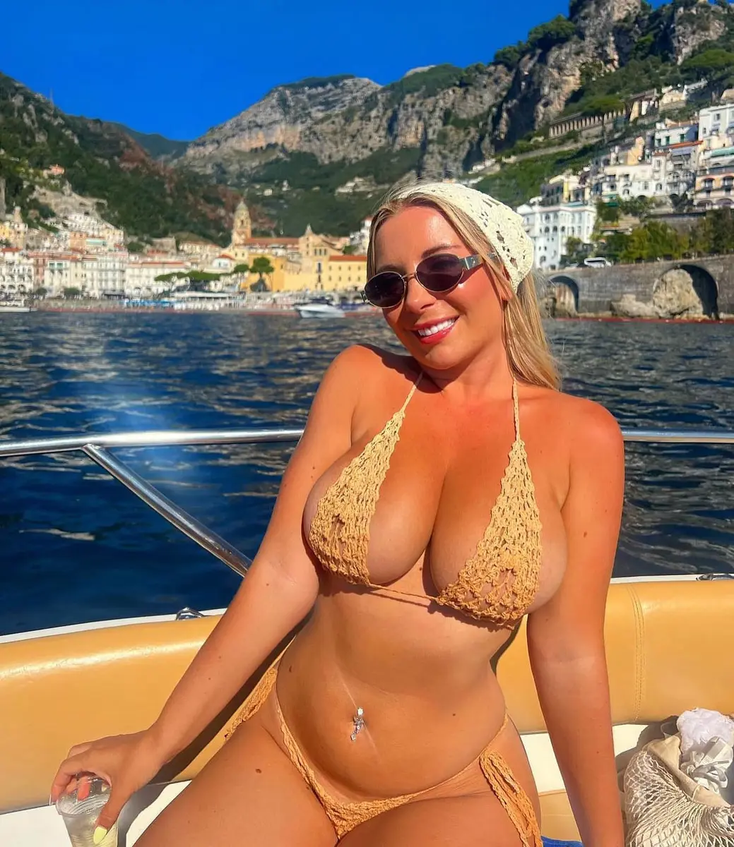 Sarah escort in Berlin