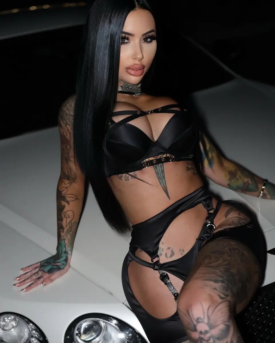 Sierah escort in Berlin